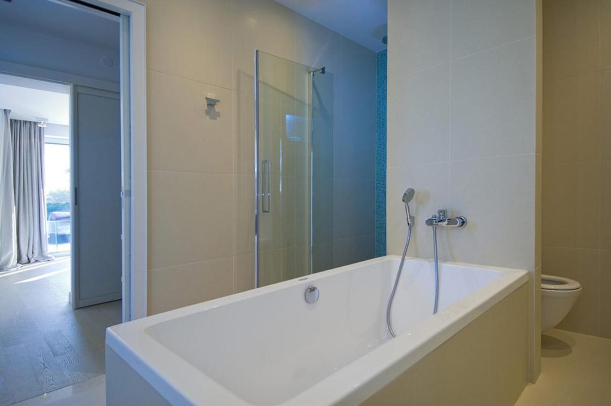 Luxury Seafront Villa My Dream With Private Pool, Jacuzzi And Staff At The Beach On Brac Island - Sumartin Selca  Ngoại thất bức ảnh