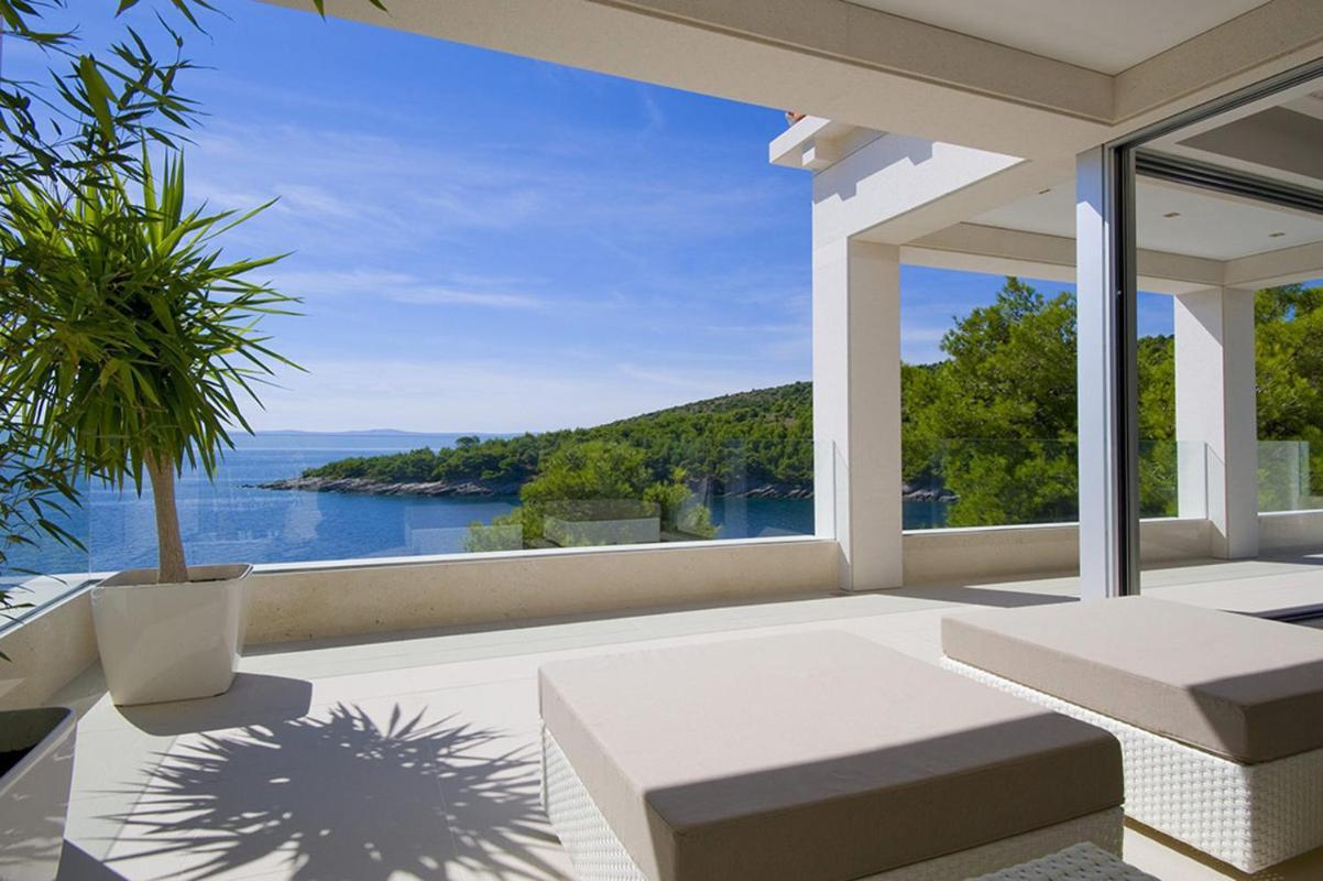Luxury Seafront Villa My Dream With Private Pool, Jacuzzi And Staff At The Beach On Brac Island - Sumartin Selca  Ngoại thất bức ảnh